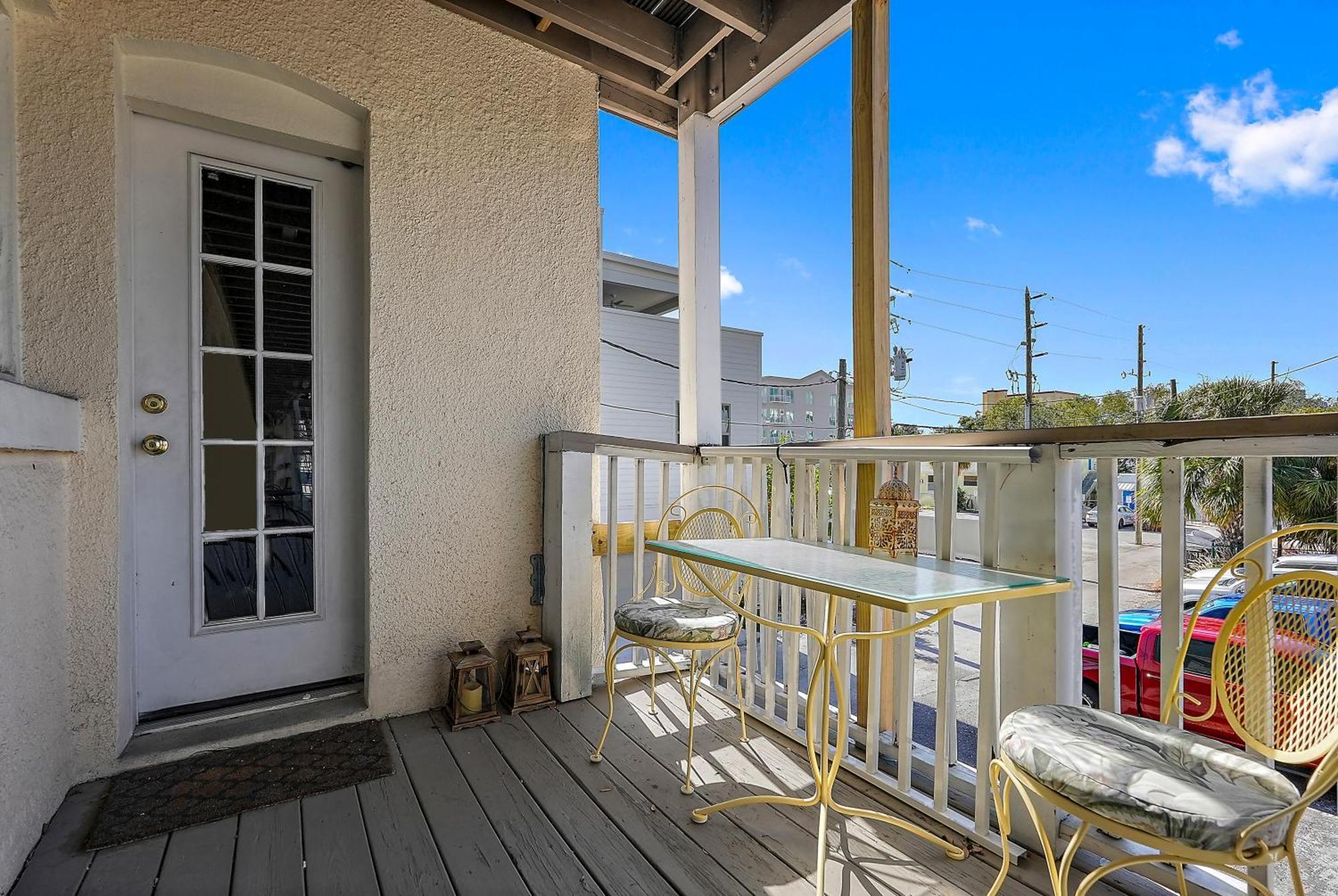 Retro Retreat In Dtsp - Explore The Downtown Area St. Petersburg Extérieur photo